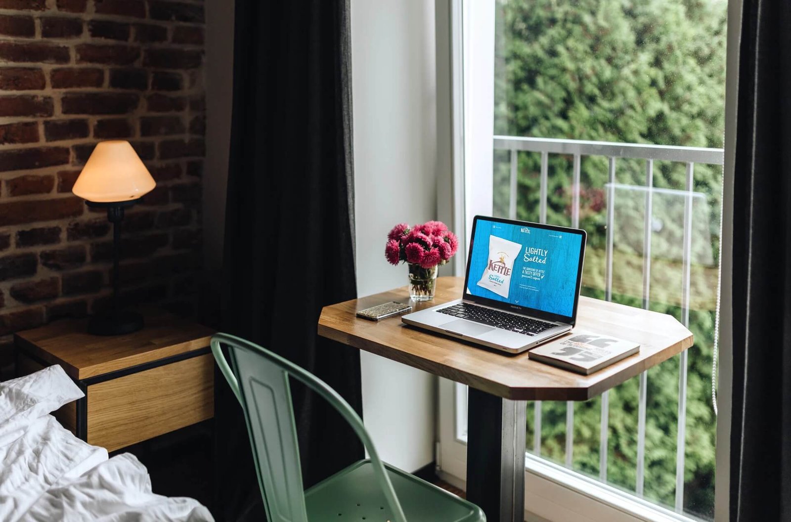 kettle chips_jvw18k3j